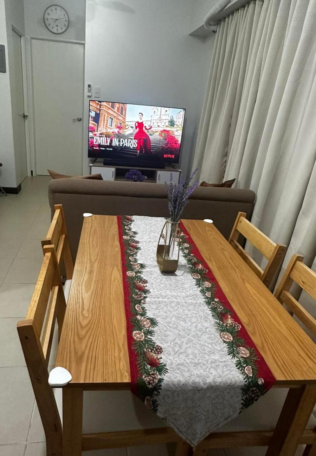 2 Bedroom Condo Unit Near Sm Bf & Naia At The Atherton By Dmci With 2 Balcony Paranaque City Exterior foto